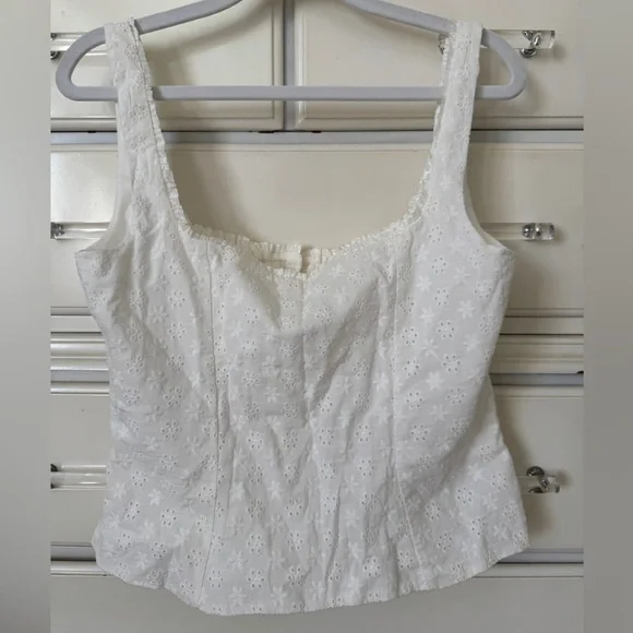 House of CB White Eyelet Lace-Up Tank Top - Picture 7 of 8